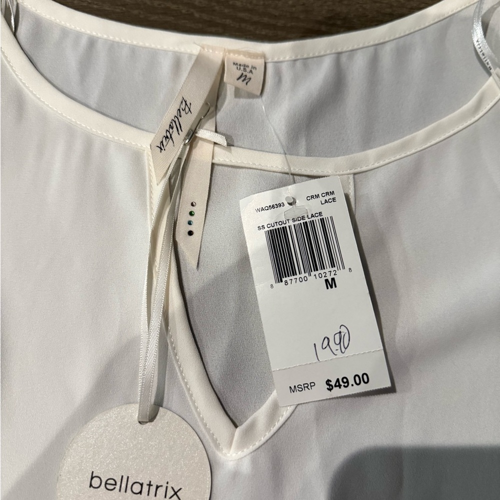 NWT Bellatrix Blouse Cutout Side Lace - Picture 2 of 2